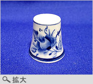 ロシア メーカー不詳 藍色の手描き薔薇絵 陶器製 グジェリ焼き
